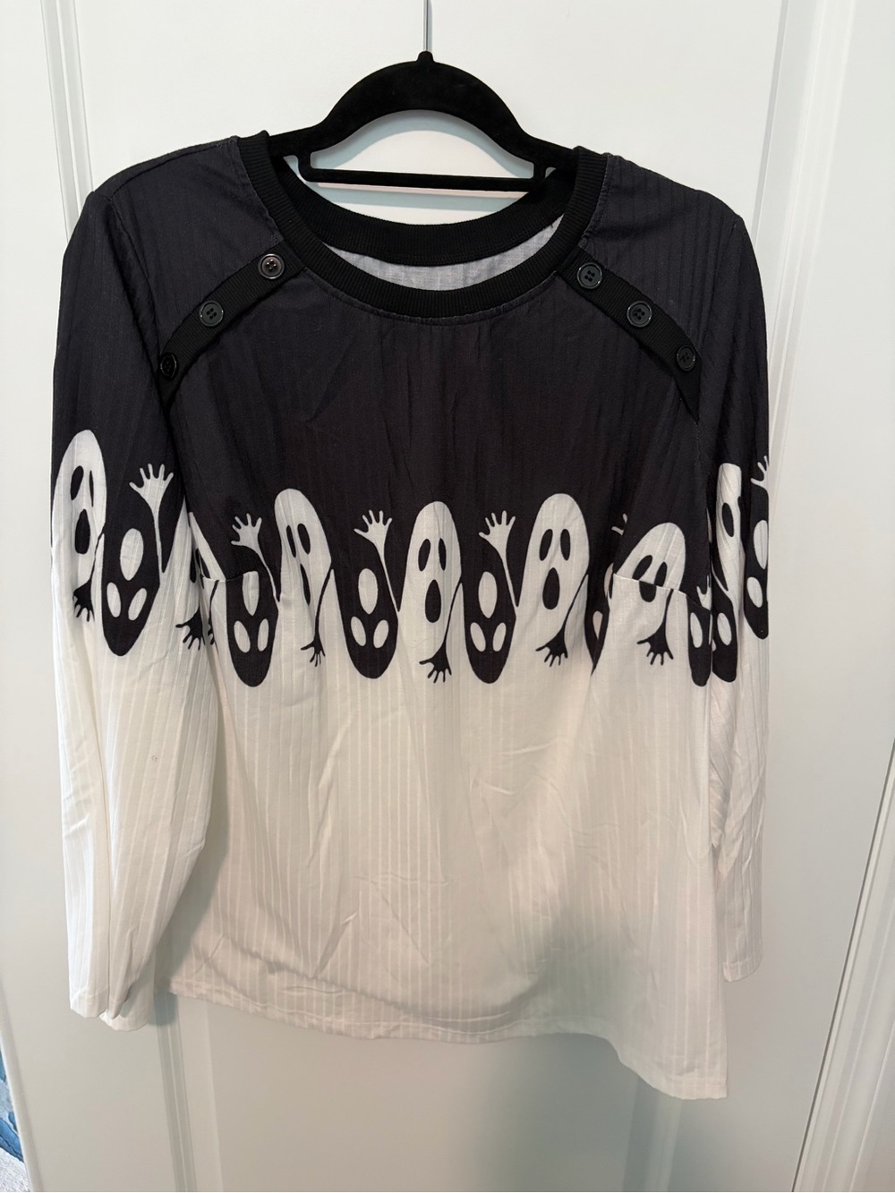 Women’s Black & White Ghost Print Long Sleeve Top